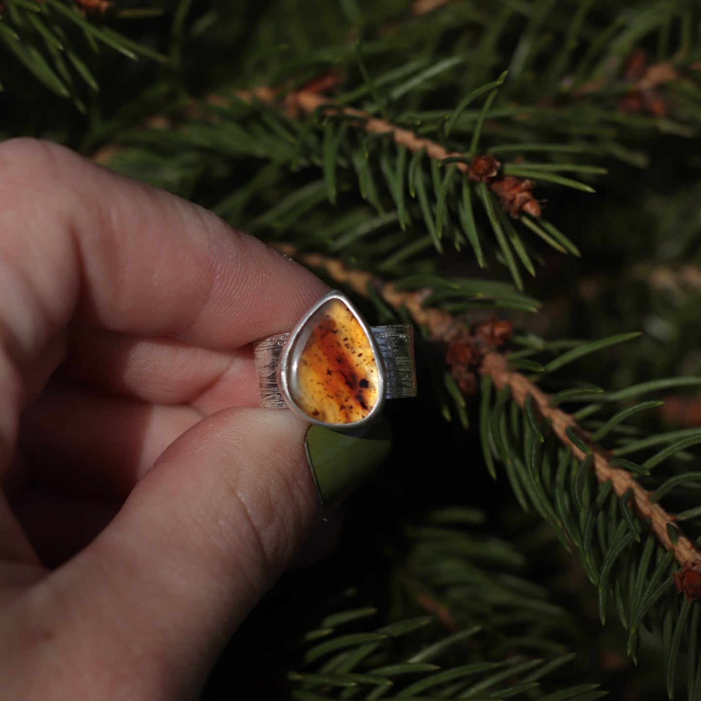 Sunset Montana Agate Ring Size 7.25